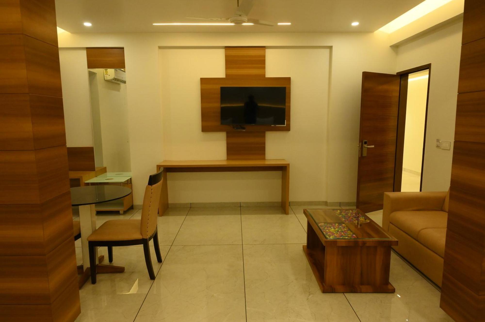Hotel Parqotel Arnāla Extérieur photo