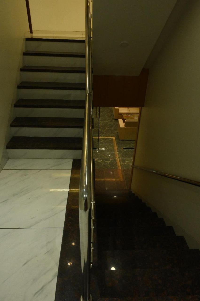 Hotel Parqotel Arnāla Extérieur photo